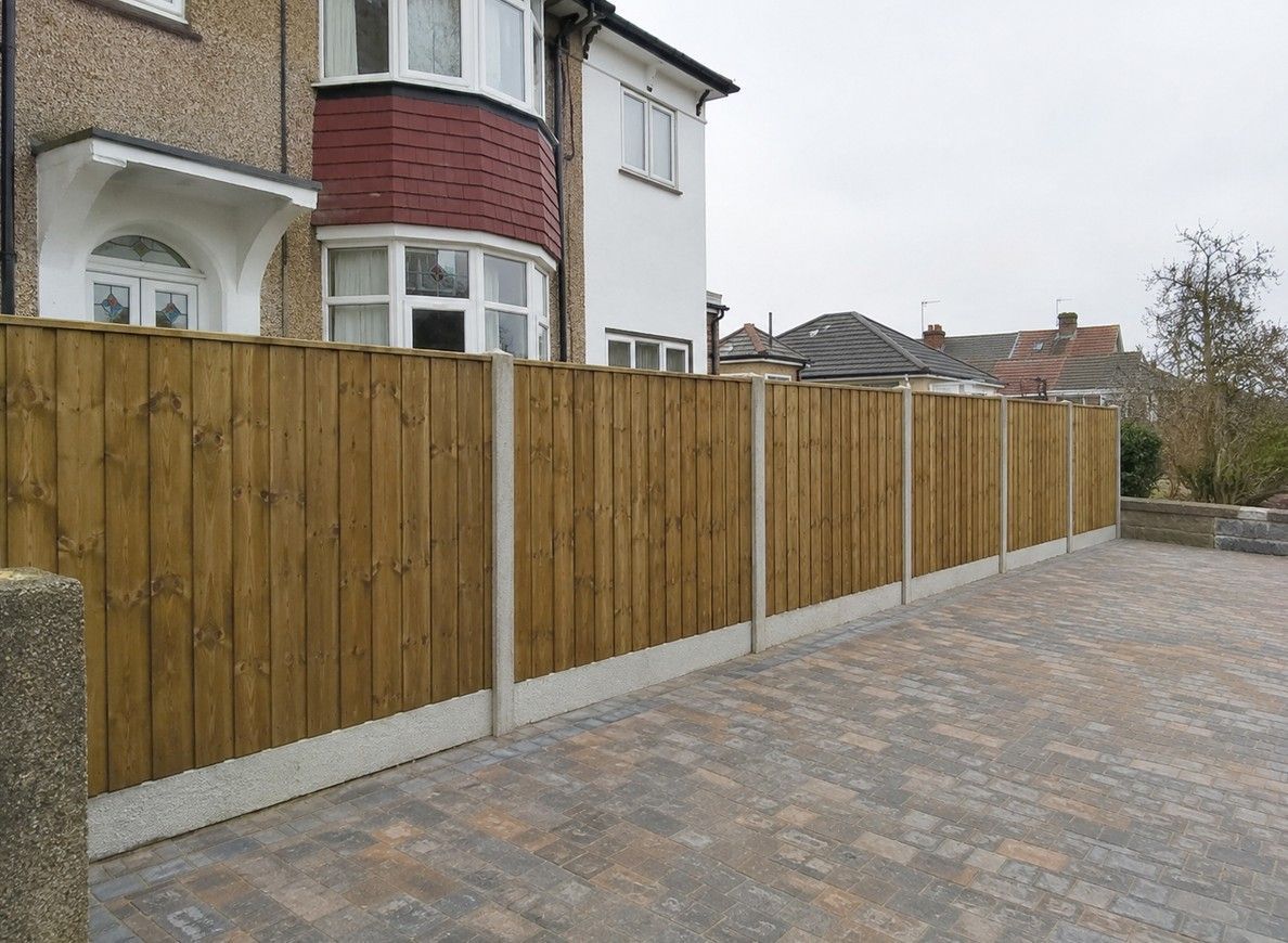 Timber close board fencing installed alongside a block paving driveway in Sheffield