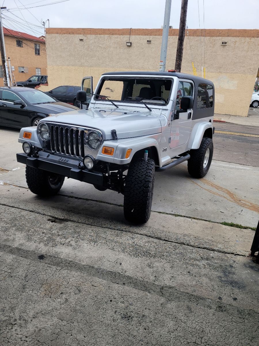 Auto Glass Repair Tips San Diego, CA West Coast Auto