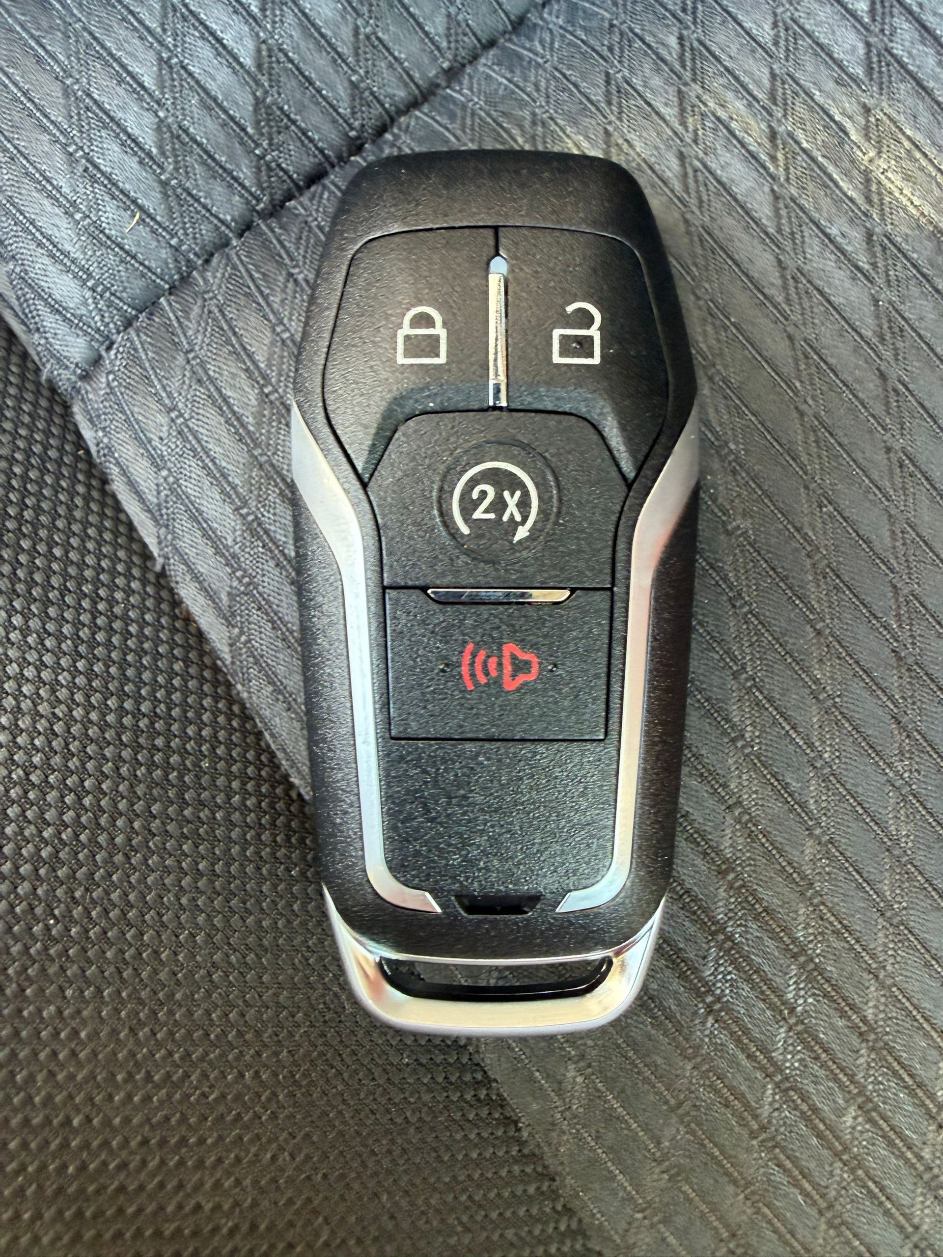 Ford smart key with remote start button