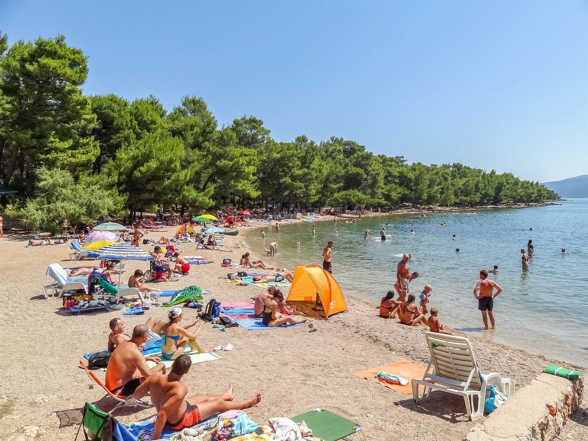 Pebble beach cove near Vrboska