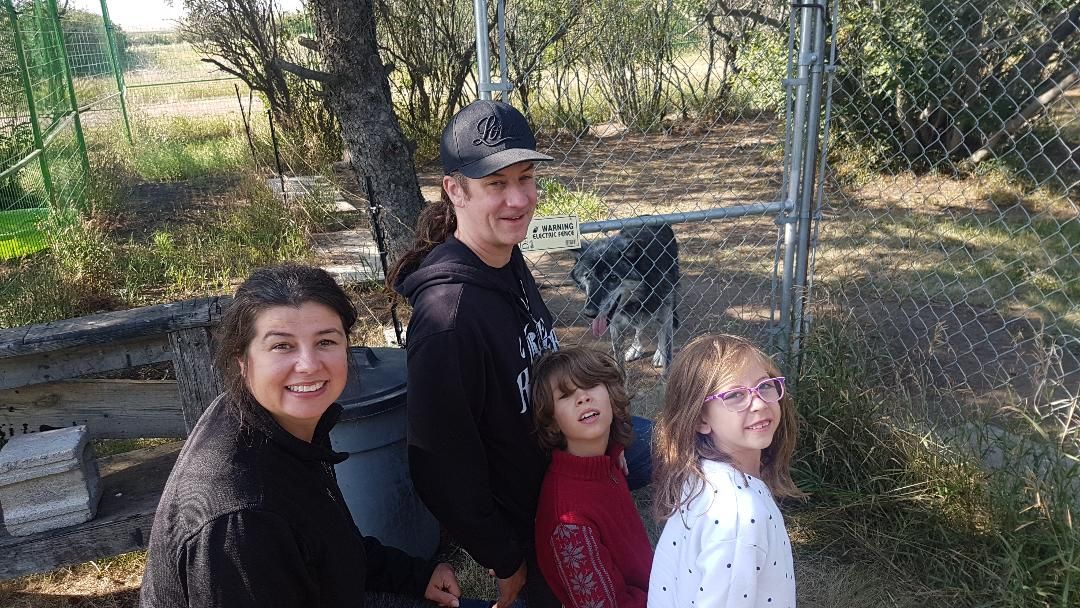 Starland Studios, actors David Lawrence (Terry Cahill), Immanuela Lawrence and children.