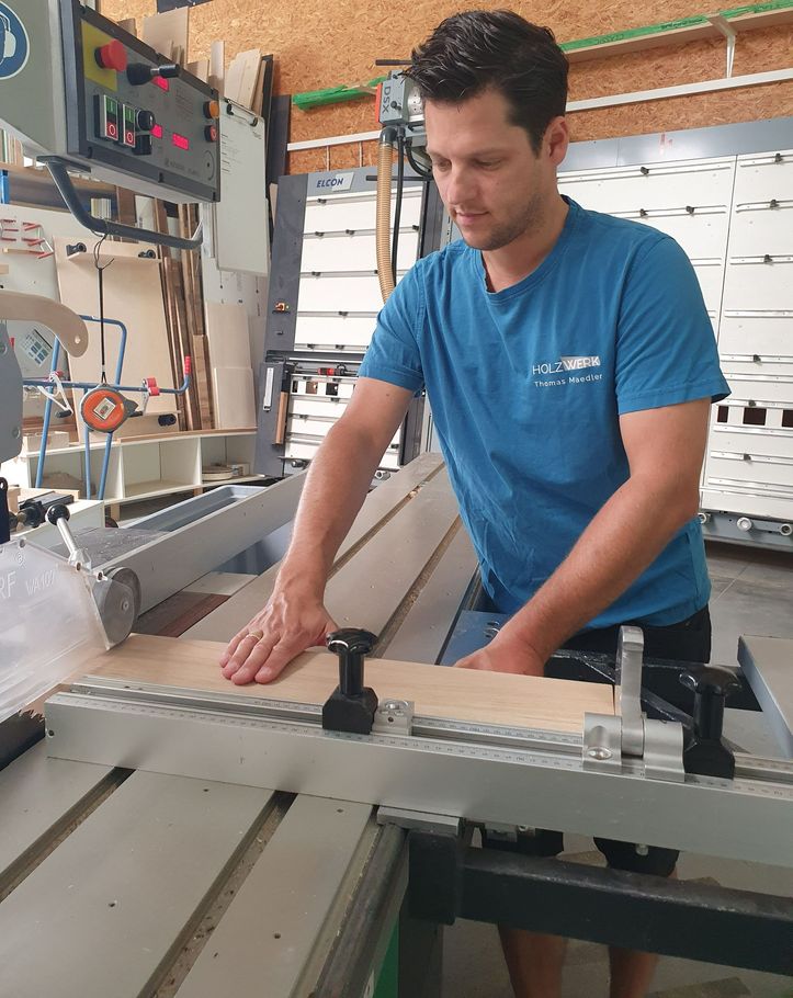 Thomas Maedler in der Schreinerei