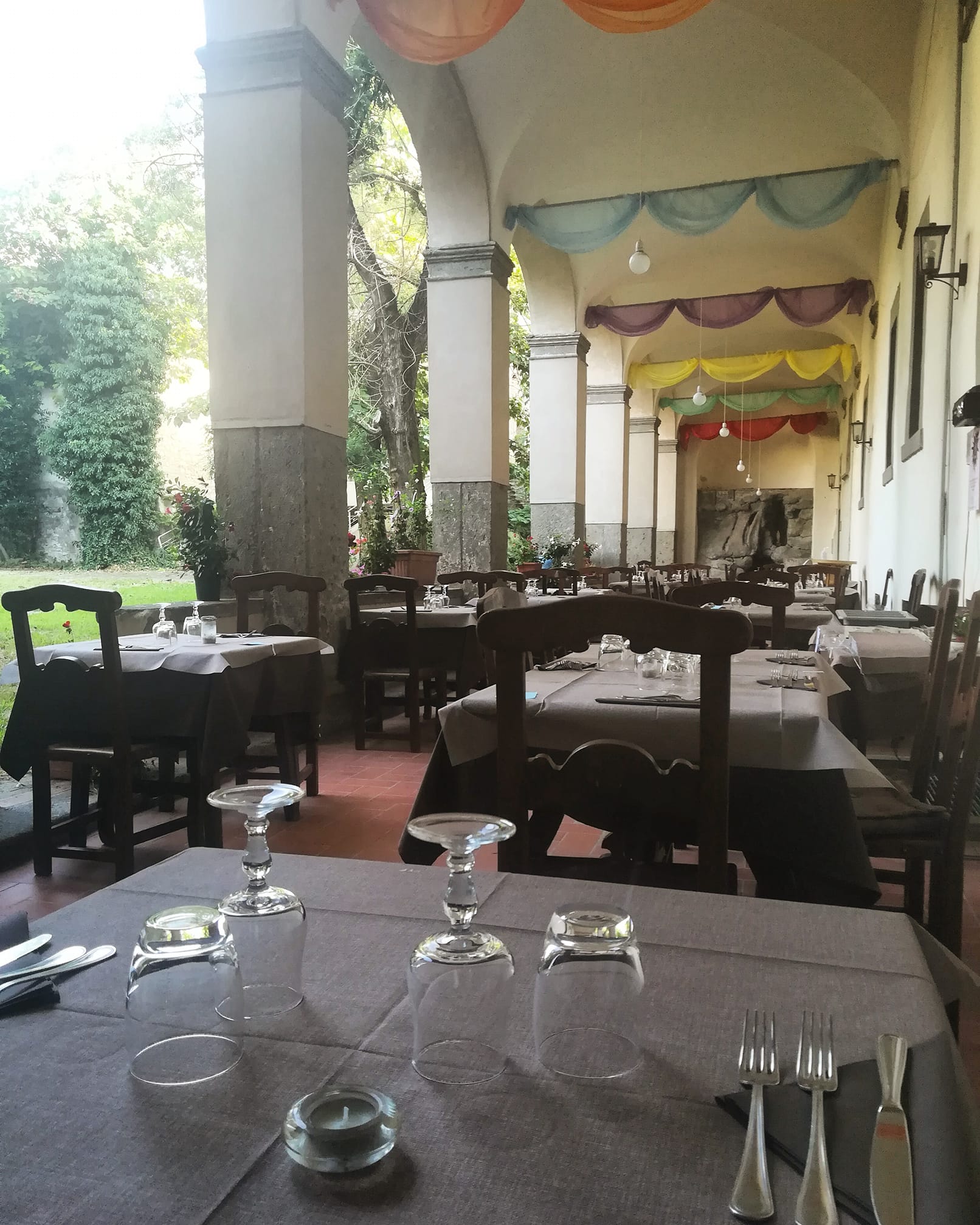 Tavoli all'aperto