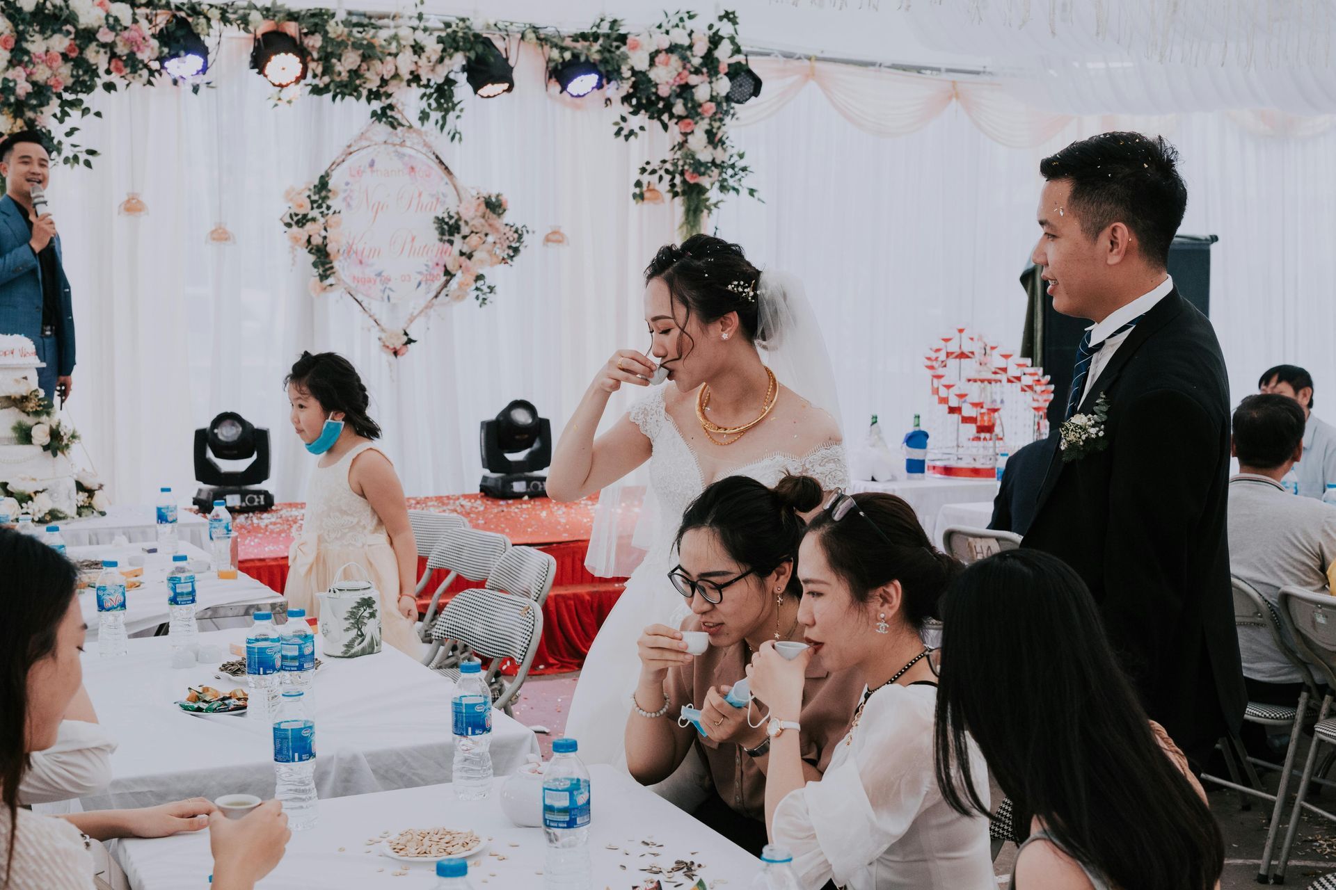 Chair rentals for wedding receptions and special events