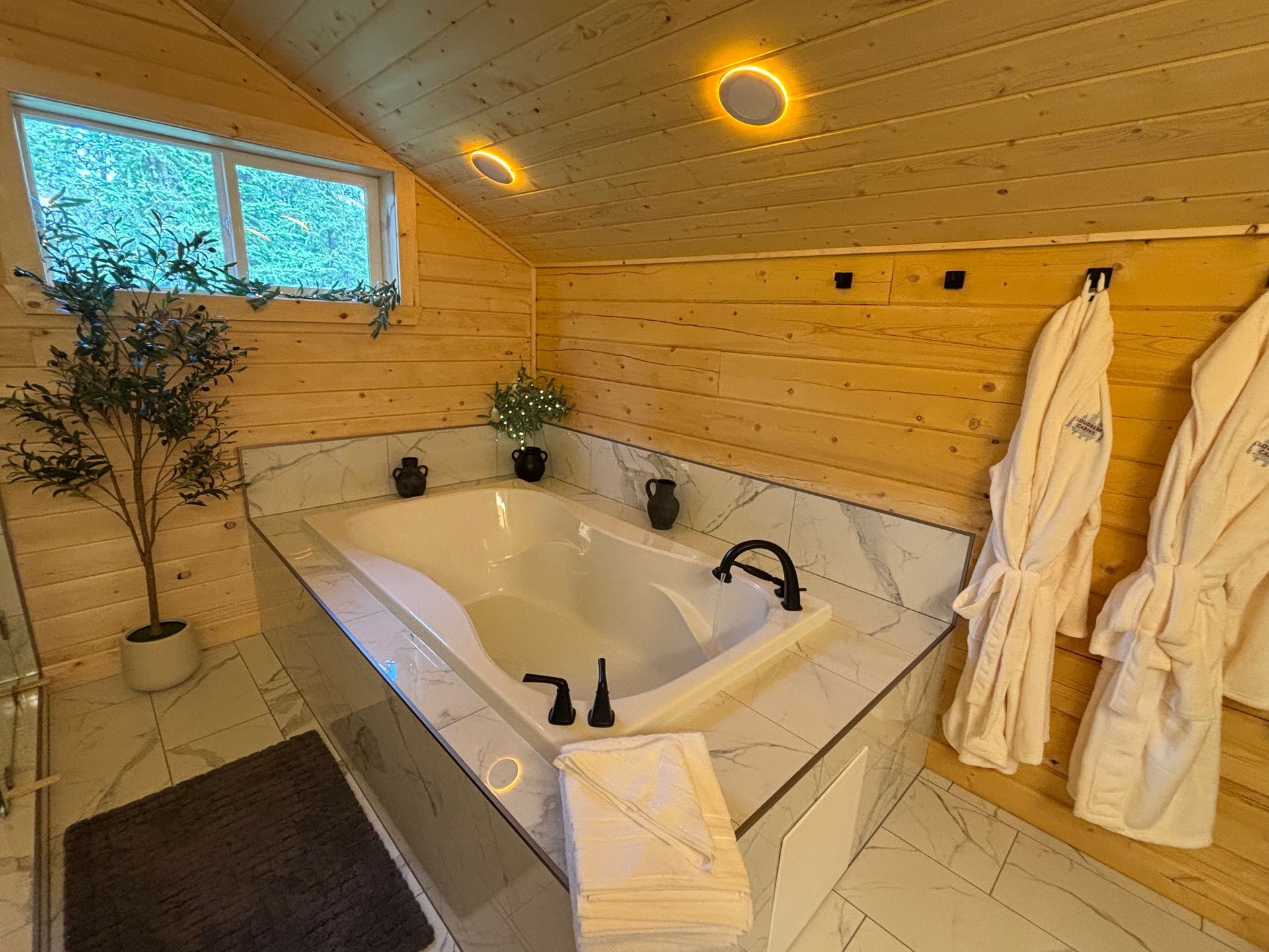 Cloudberry Cabin