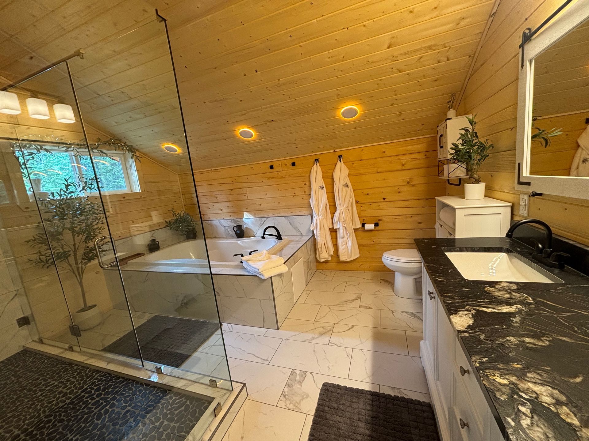 Cloudberry Cabin