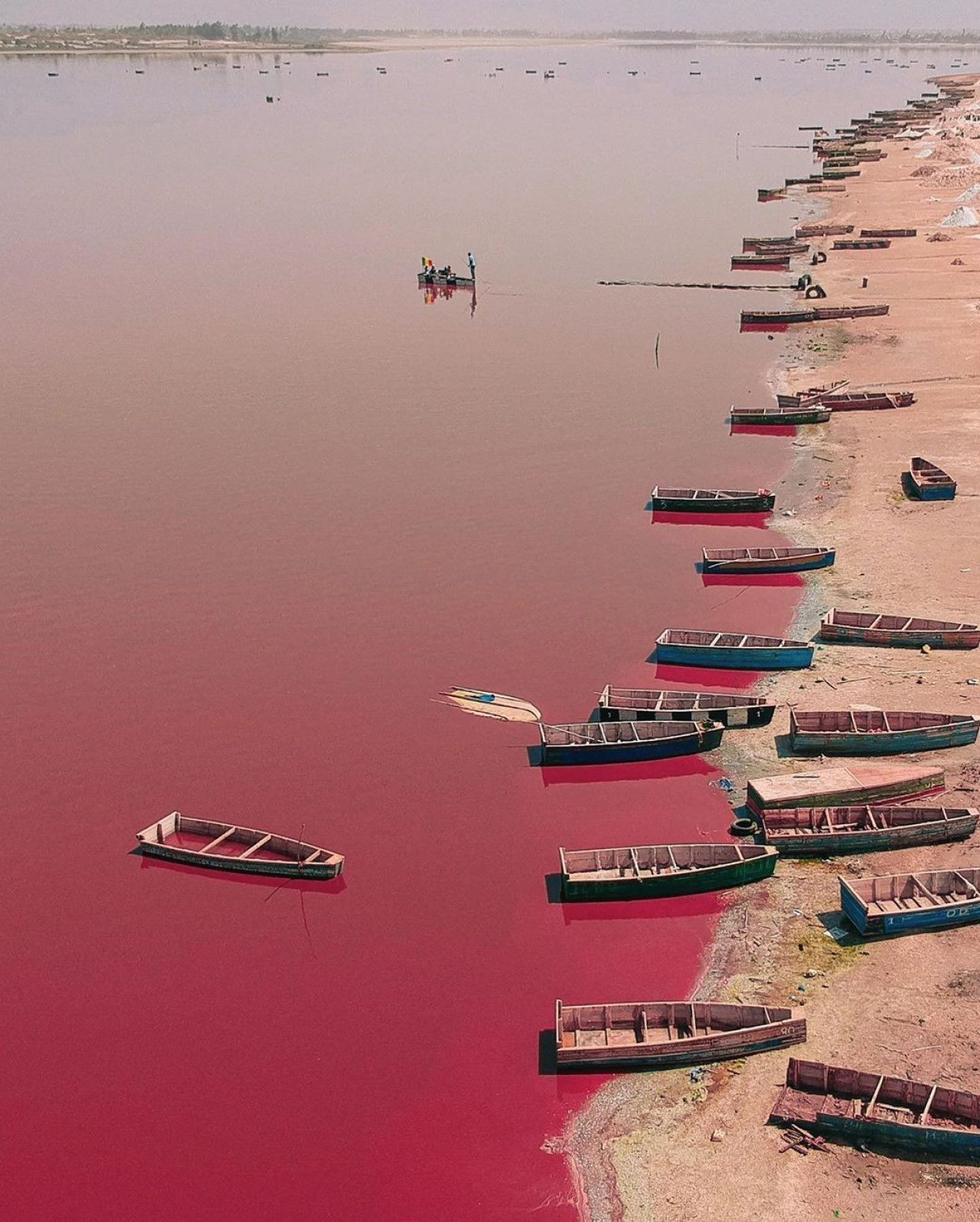 Le Lac Rose