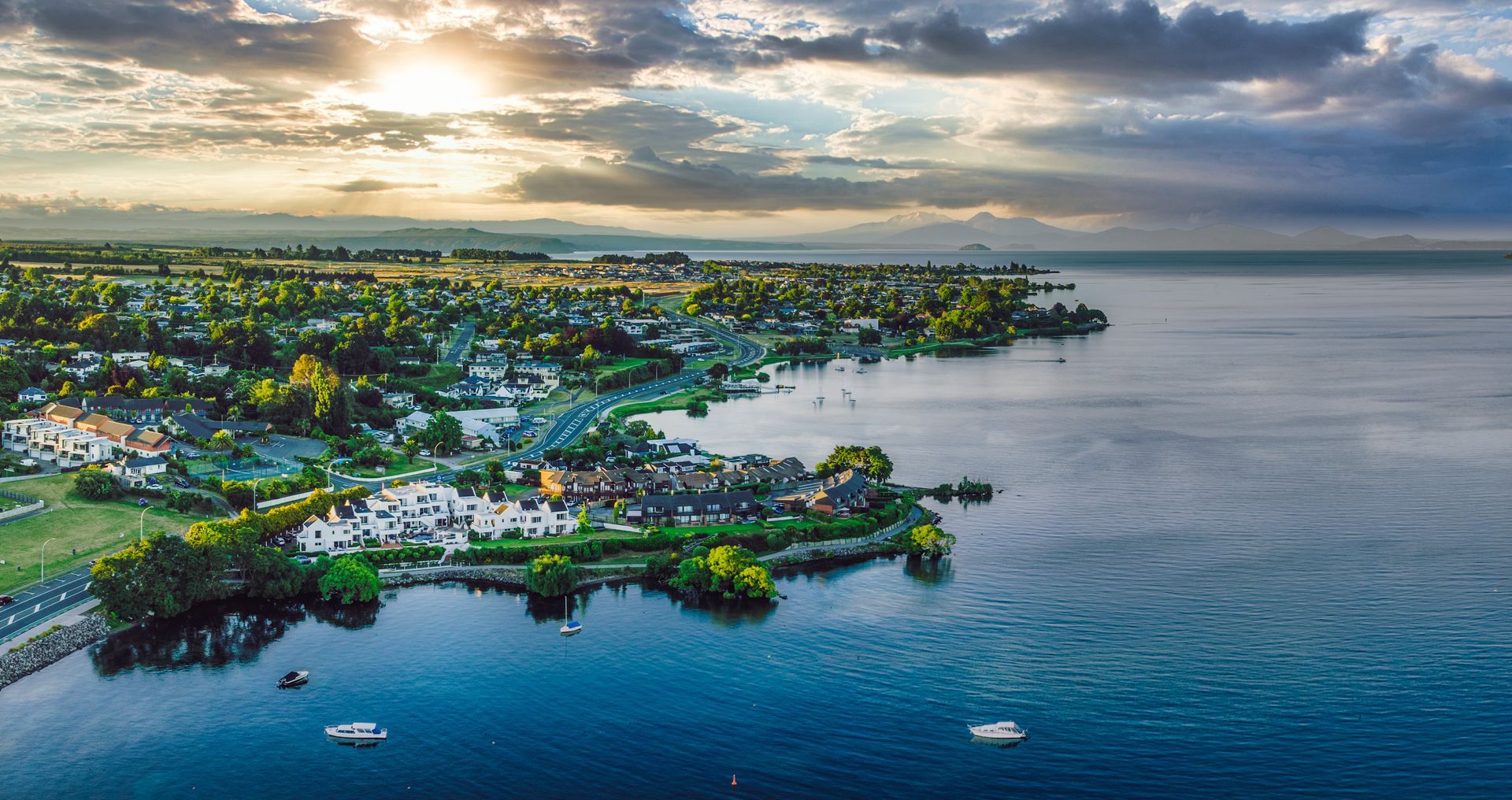 Taupo to Tongariro Return Shuttle