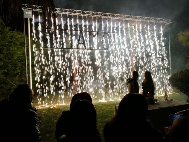 Spettacolo pirotecnico con la scritta
