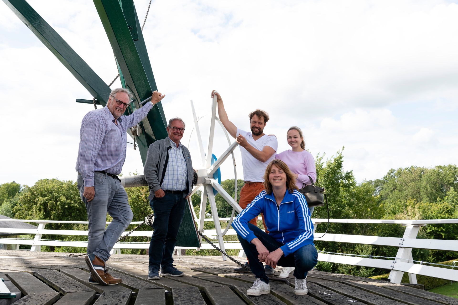 Portret van vrijwilligers actie in Zeeland voor de kankerbestrijding. Martin Slingenberg, Edie Boogaard (rip), Bertie en andere deelnemer Boer zoekt Vrouw.