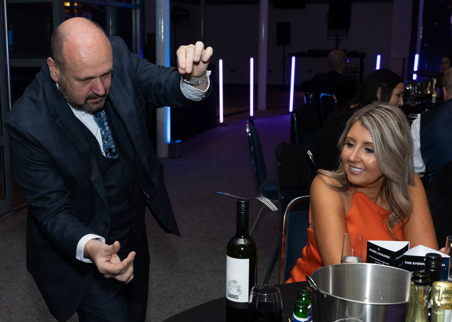 Golfing events with the greatest Magician in the UK, Paul Roberts.