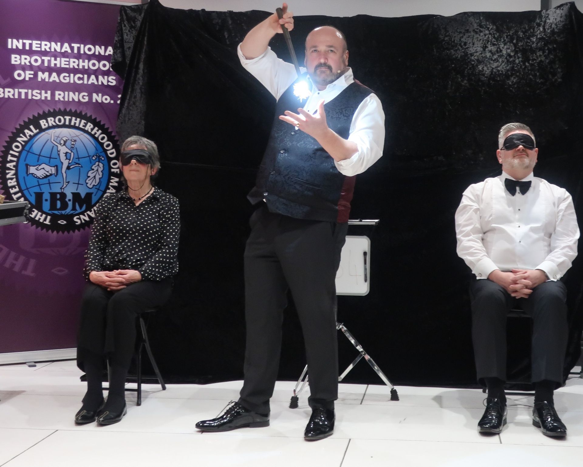 Paul Roberts presenting his Multi Award Winning Magic.