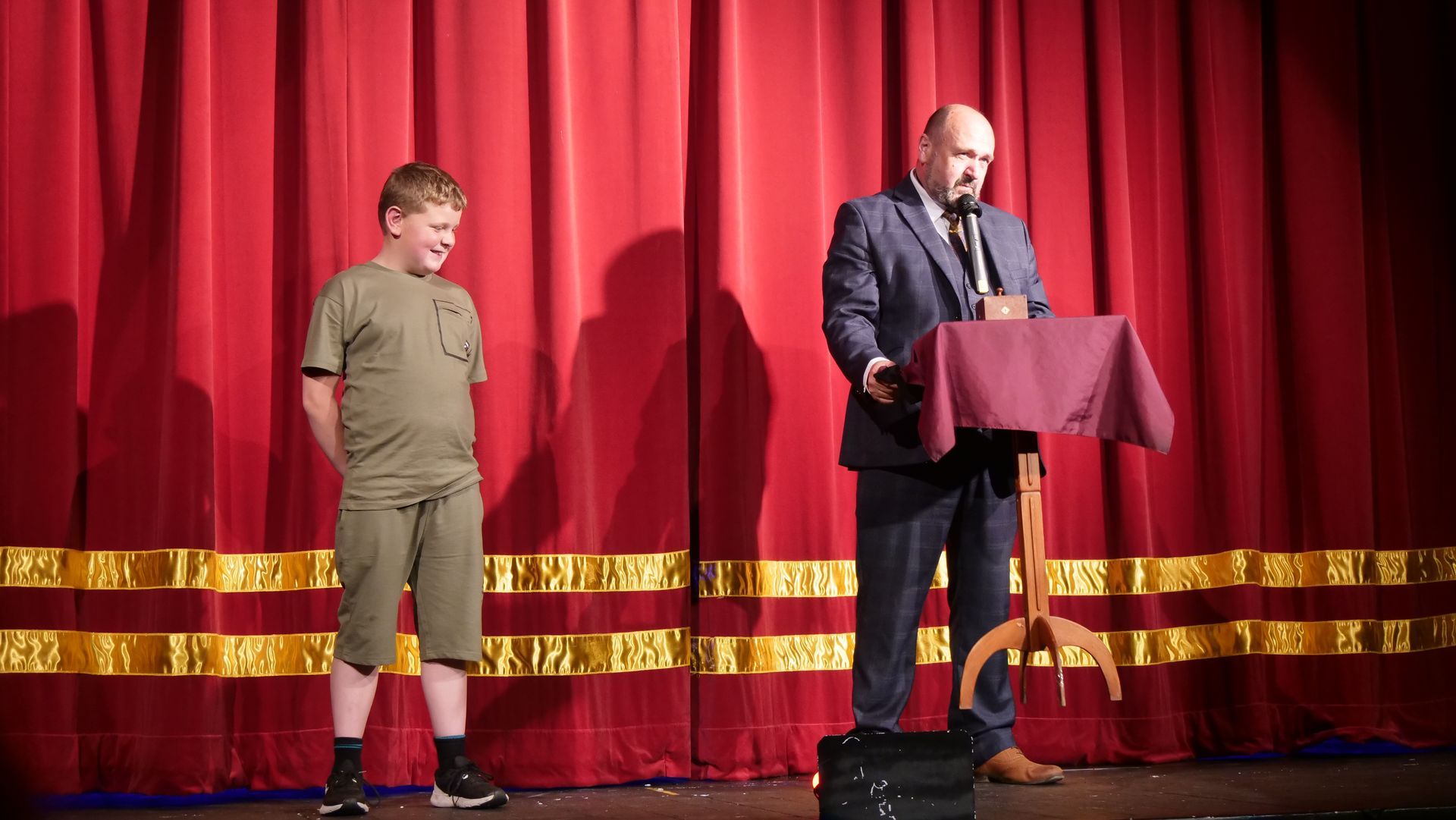 Paul Roberts with a young upcoming Magician at one of his Fun corporate family show events.