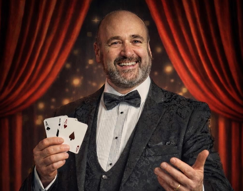 Award winning Magic by the best UK Magician, Paul Roberts,