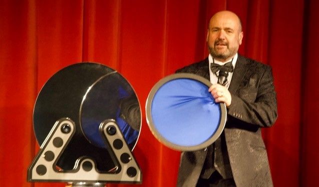 Performing Illusion at a family Christmas event