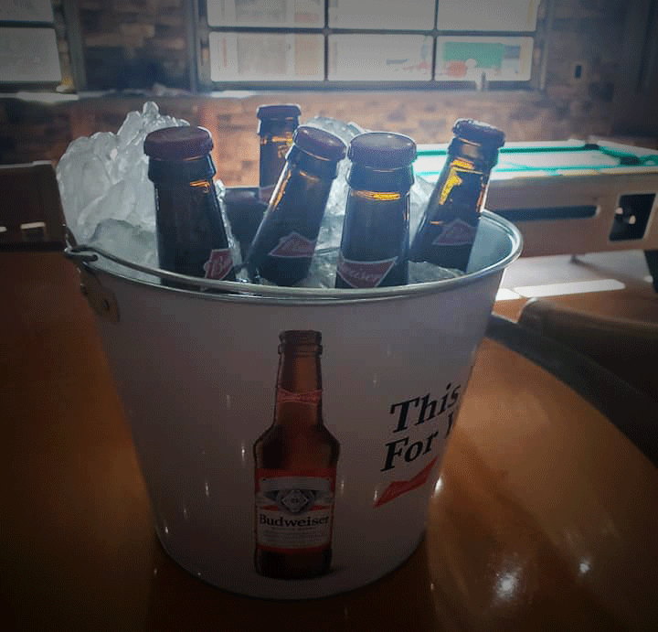 cheap happy hour beers near liberty center
