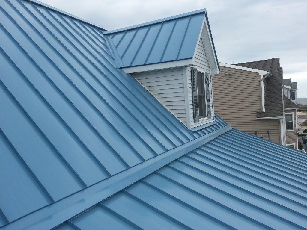 Metal-Roofs-Commercial-Archibeque+roofing+colorado
