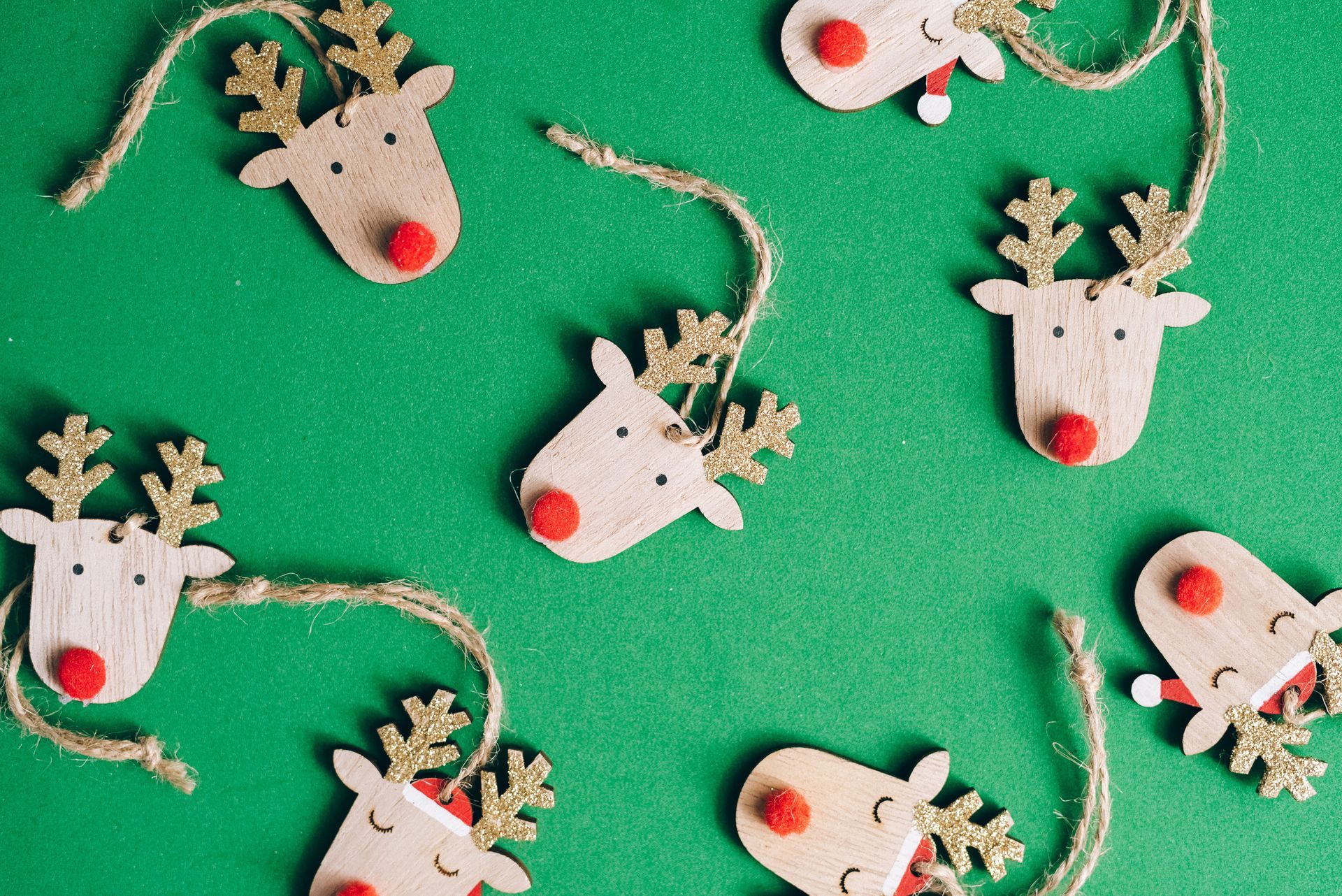 2026-12-03: Christmas Crafts at Lakes, Kelli Barker, Leslie Graves & Carol Osborne