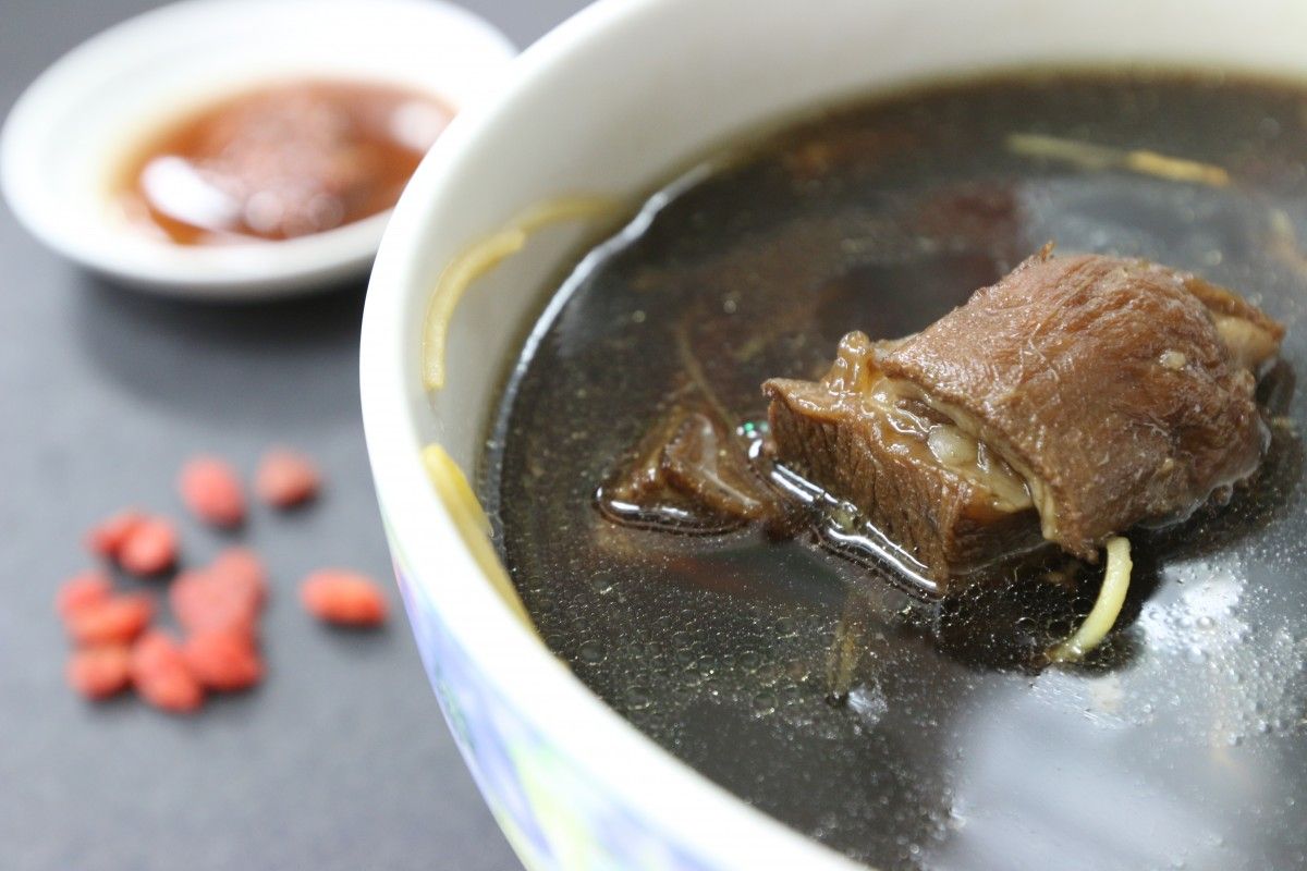 東圓城羊肉 買10包送一包