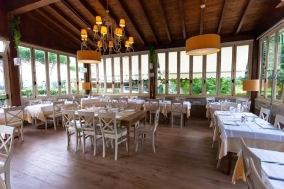 veranda con copertura in legno