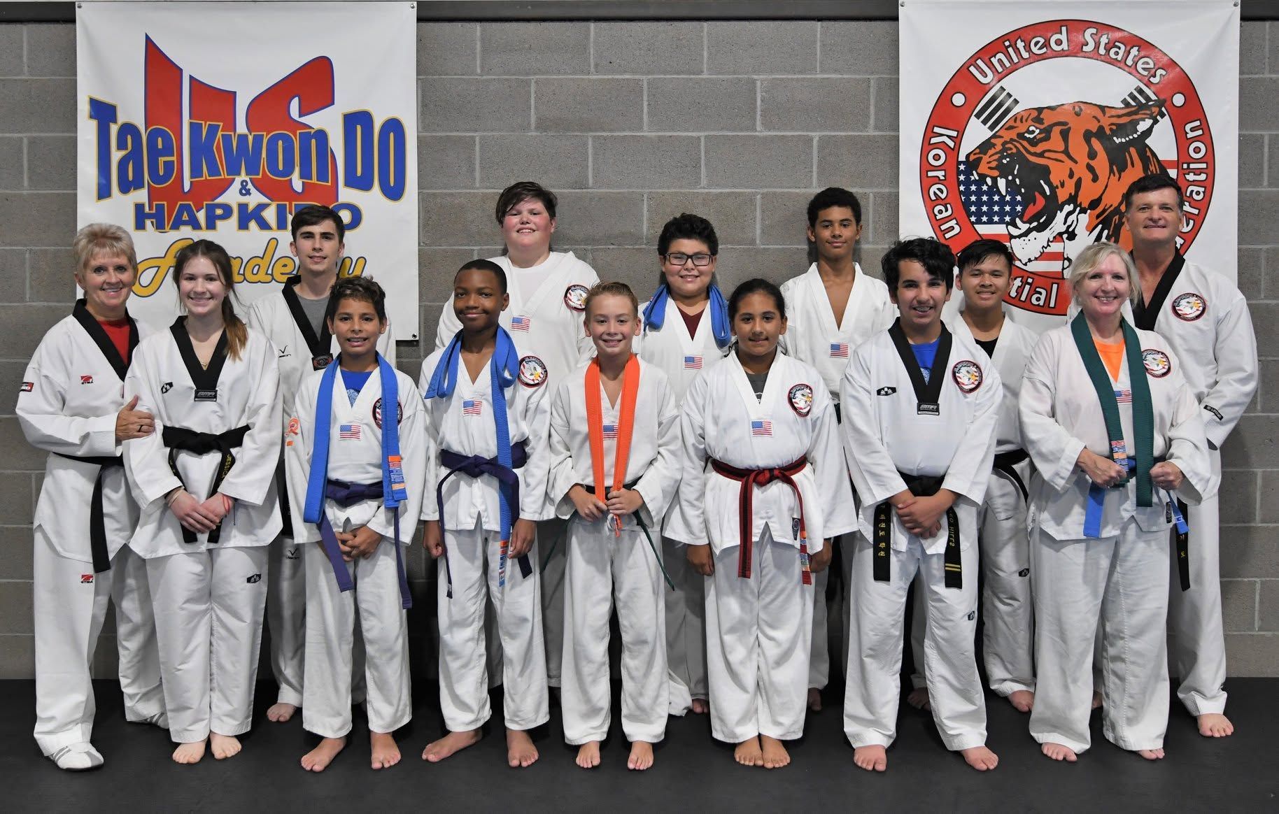 Teen martial arts class group photo at Tennessee Taekwondo