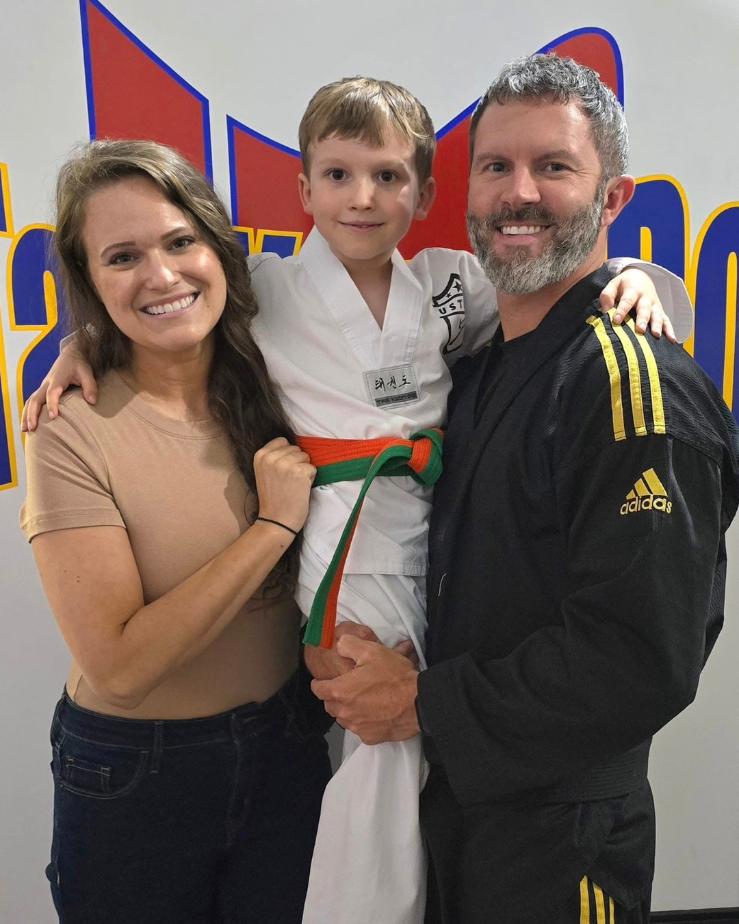 Master Dustin Sands with his family