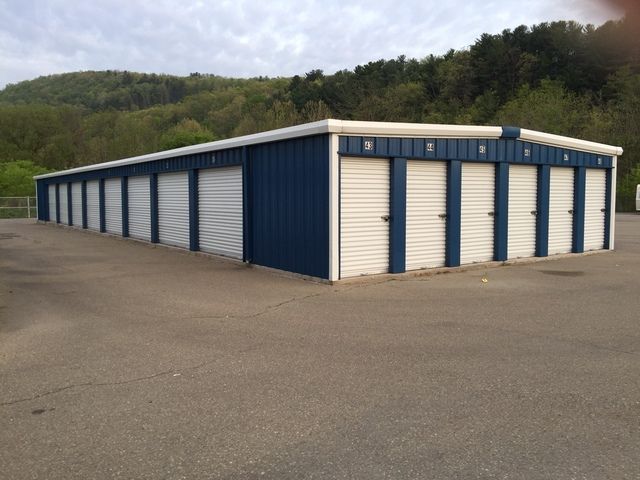 Multiple Sizes of Climate Control and Non-Climate Control Self Storage in Merrillville Indiana