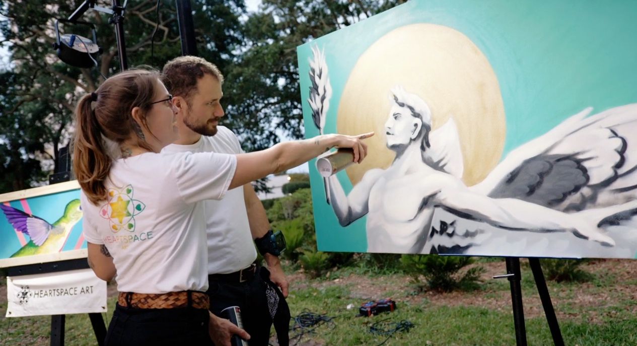 Spray paint art of Memorial Statue