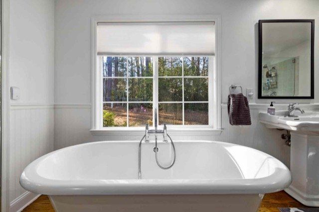 small bath remodel cambridge ON