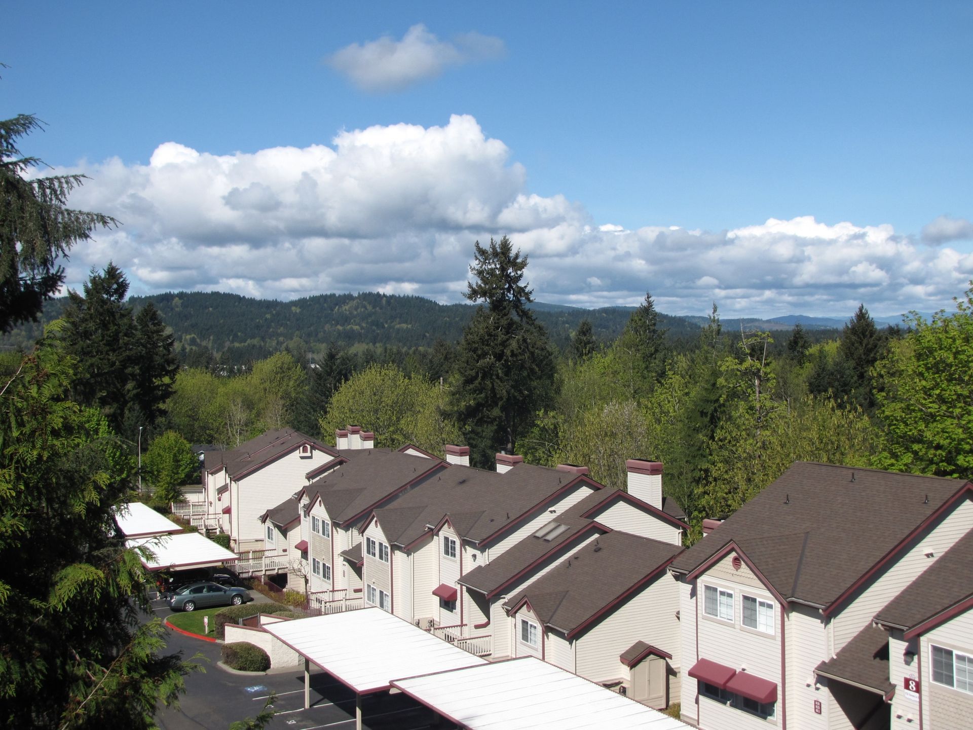 Breckenridge Apartments