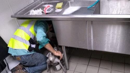 SERVICIO DE MANTENIMIENTO Y LIMPIEZA INDUSTRIAL 