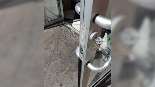SERVICIO DE MANTENIMIENTO Y LIMPIEZA INDUSTRIAL 