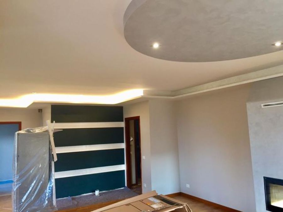 Lavoro in cartongesso per una casa