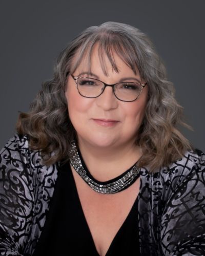 Meet Andrea White, Law Clerk - Offering Peace of Mind Local Legal Services | Ottawa, Rockland & Barrie, Ontario