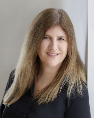 Anne-Marie Groulx, Real Estate Law Clerk - Offering Peace of Mind Local Legal Services | Ottawa, Rockland & Barrie, Ontario