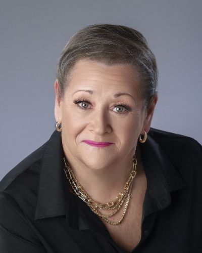 Karen White, Law Clerk - Offering Peace of Mind Local Legal Services | Ottawa, Rockland & Barrie, Ontario