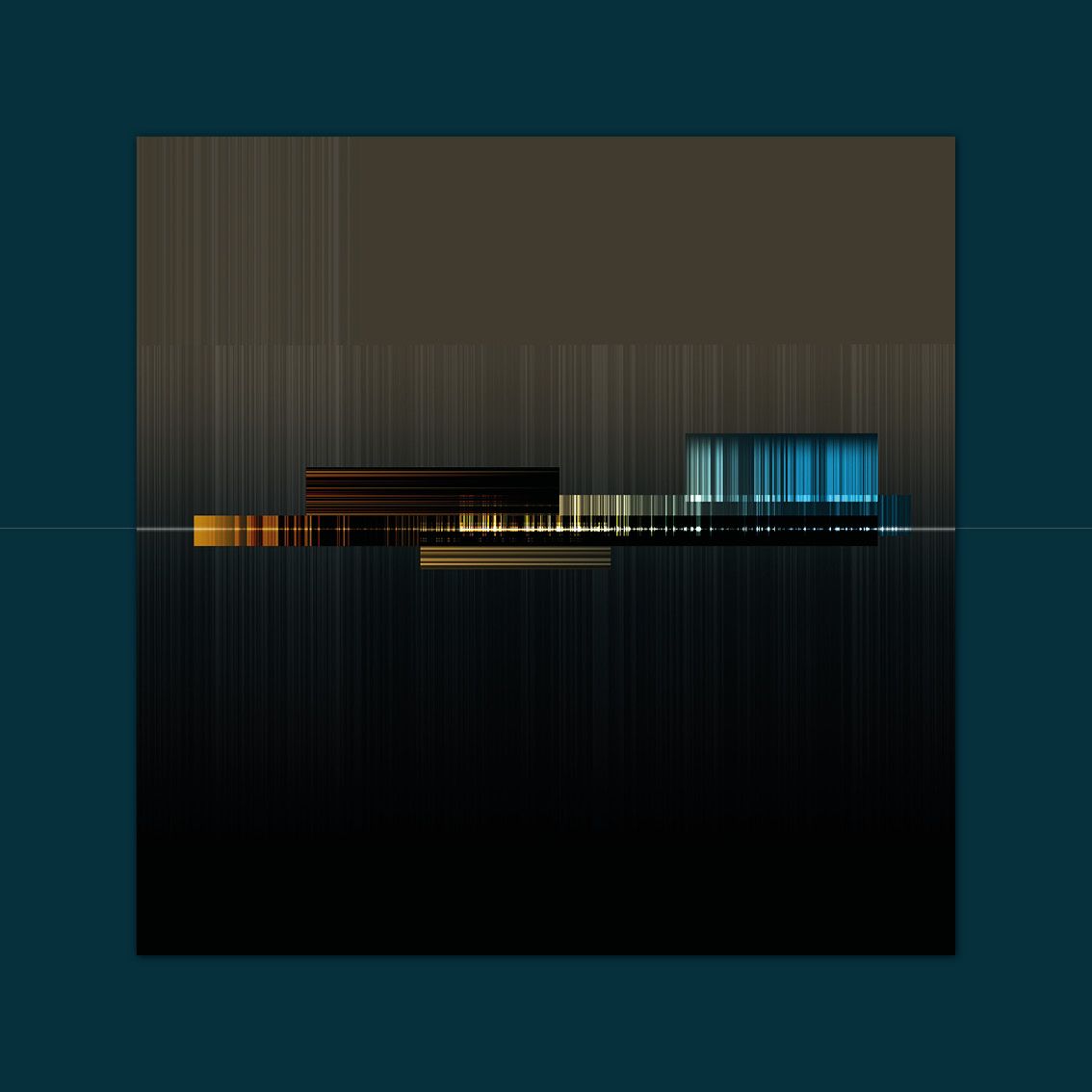 Abstracte compositie met een horizontale band van gekleurde blokken boven en onder een lijn, die wordt weerspiegeld, en daaroverheen verticale lijnen, geplaatst tegen een donkergroene achtergrond.