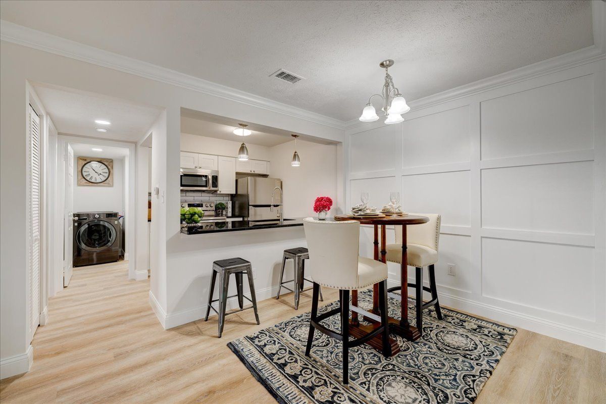 1 BED 1 BATH PLATINUM with W/D