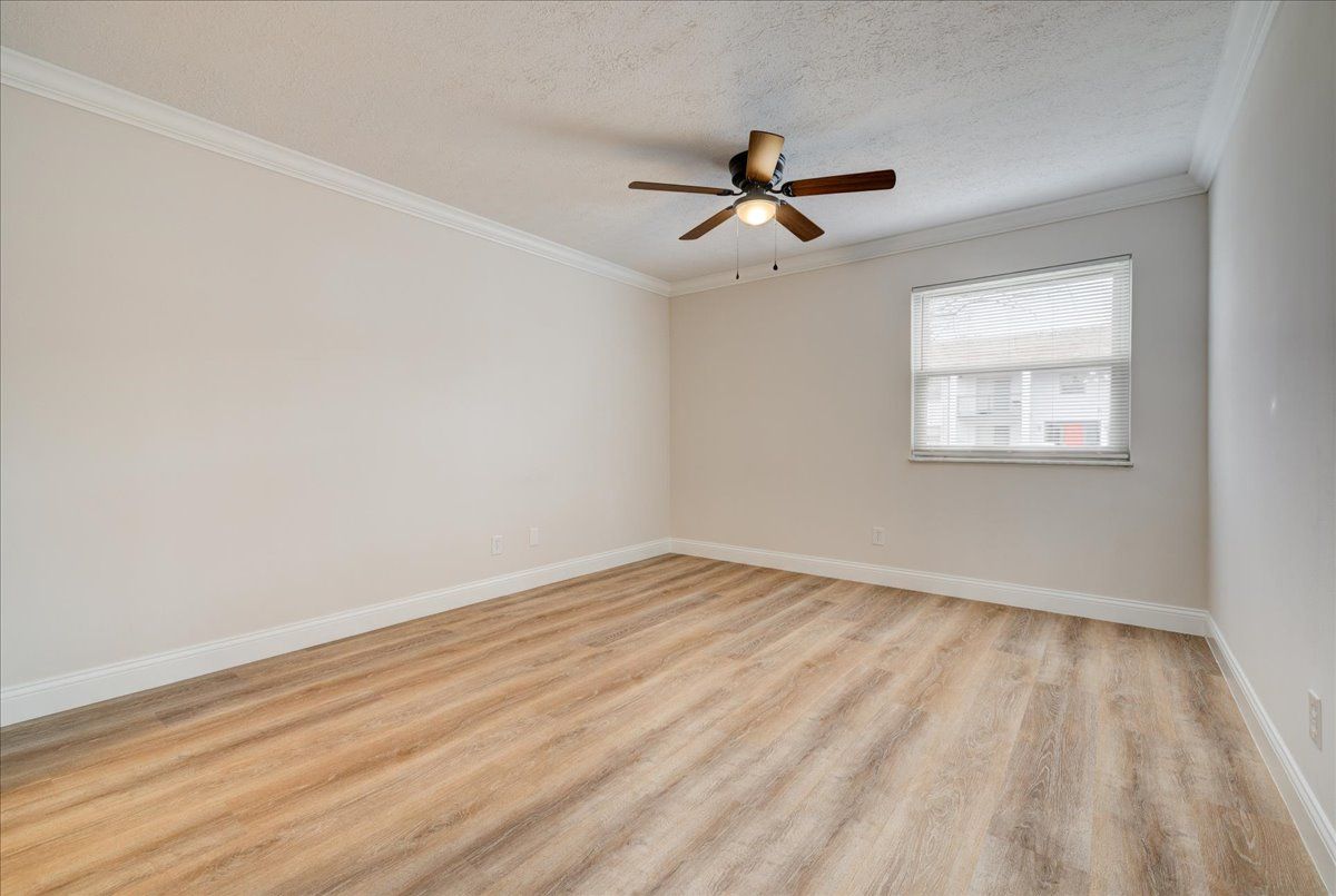 2 BED 1 BATH PLATINUM with W/D