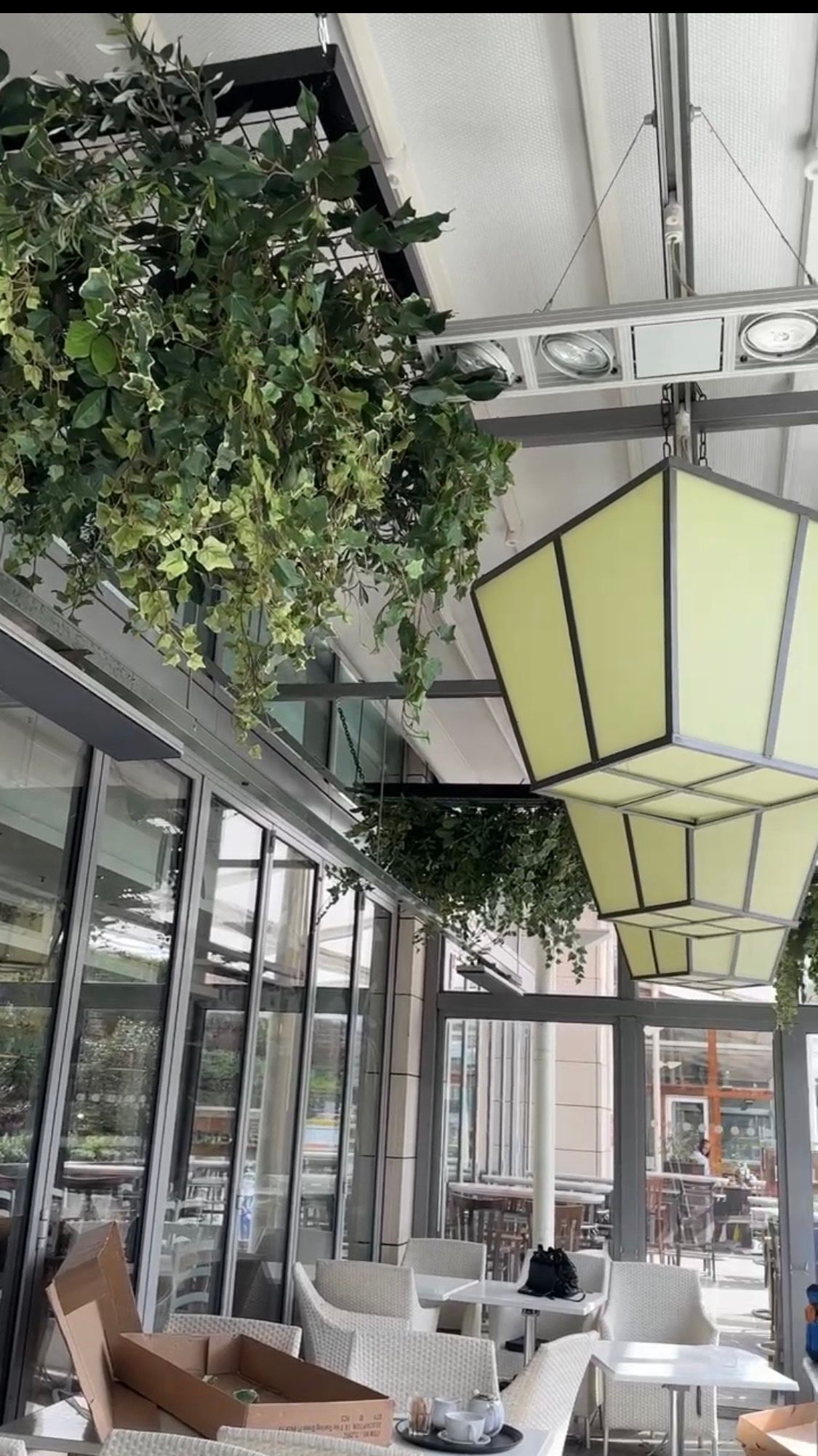 Floral hanging grids 