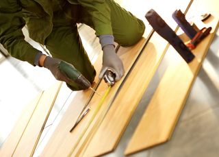 installing flooring