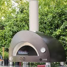 Forno a legna e gas da giardino Alfa installato a Fonte Nuova