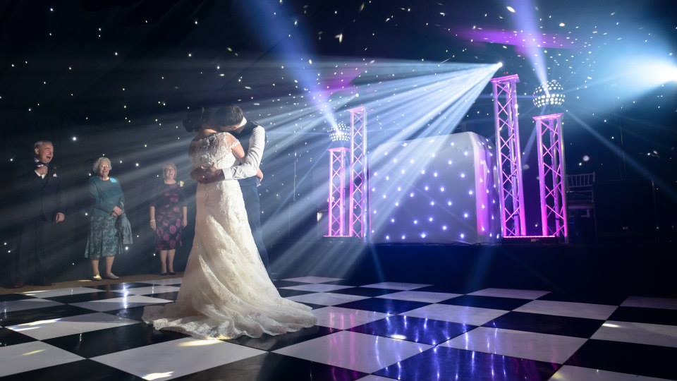 bride & groom first dance bride and groom first dance