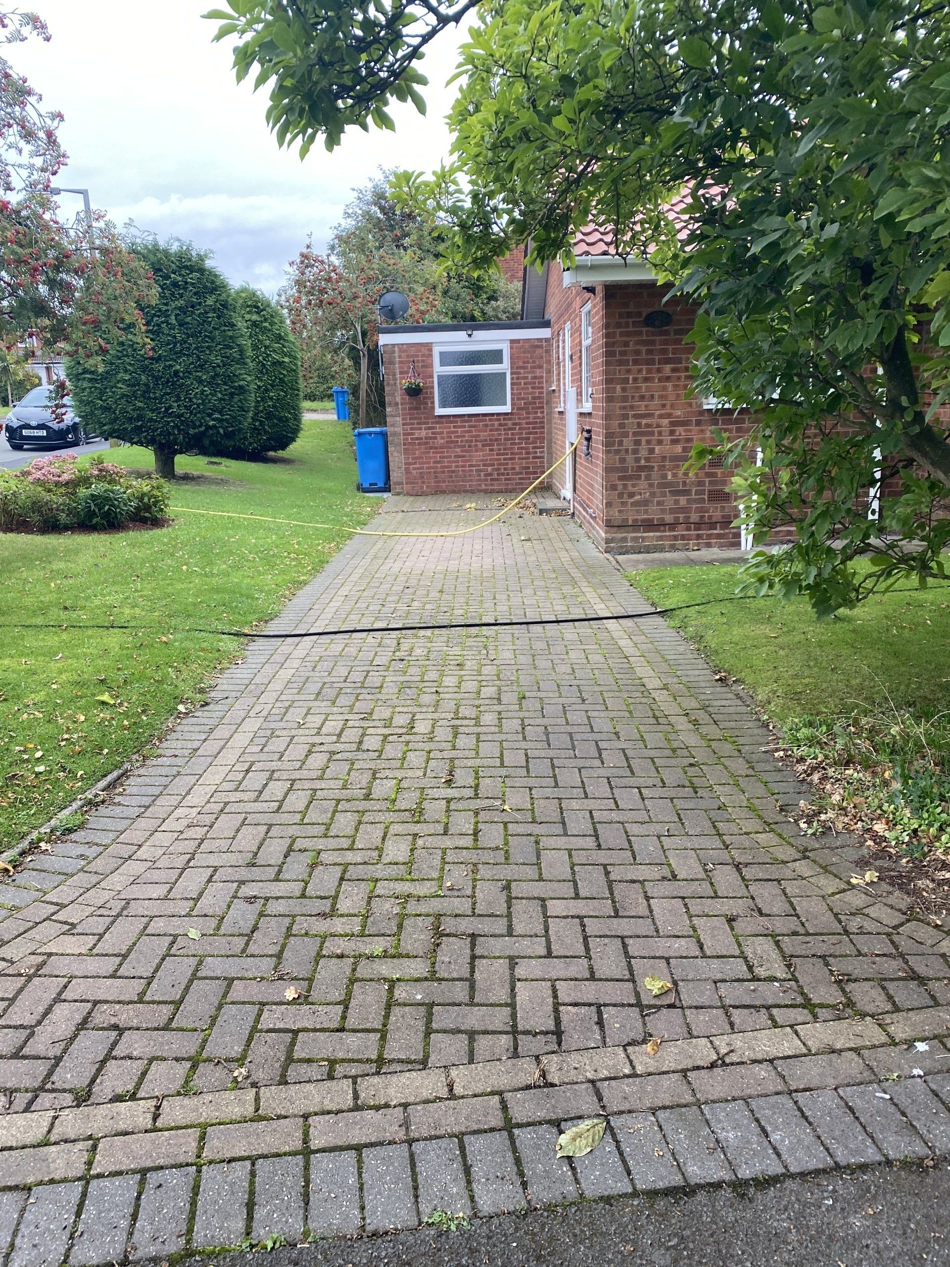 driveway cleaning telford