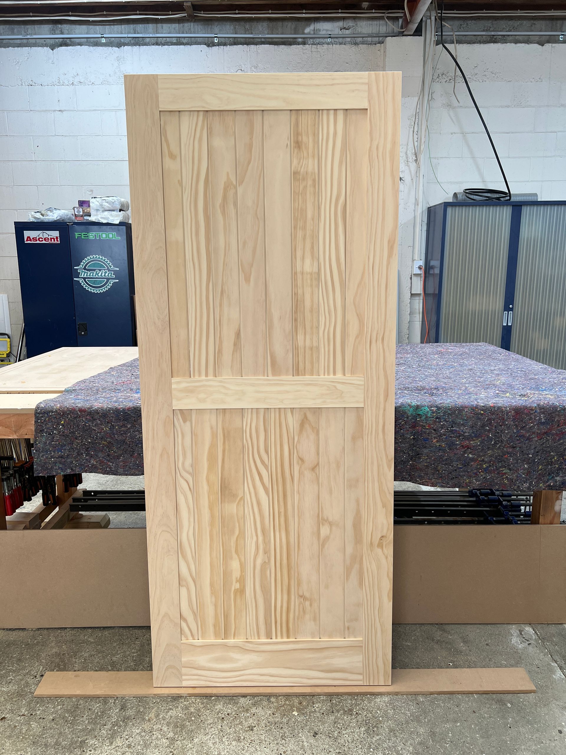 mid rail barn door