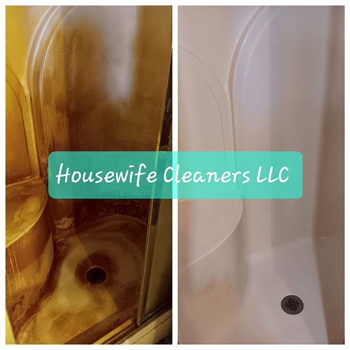 Before and after bathtub cleaning: stained brown tub beside a clean white tub, labeled “Housewife Cleaners LLC”