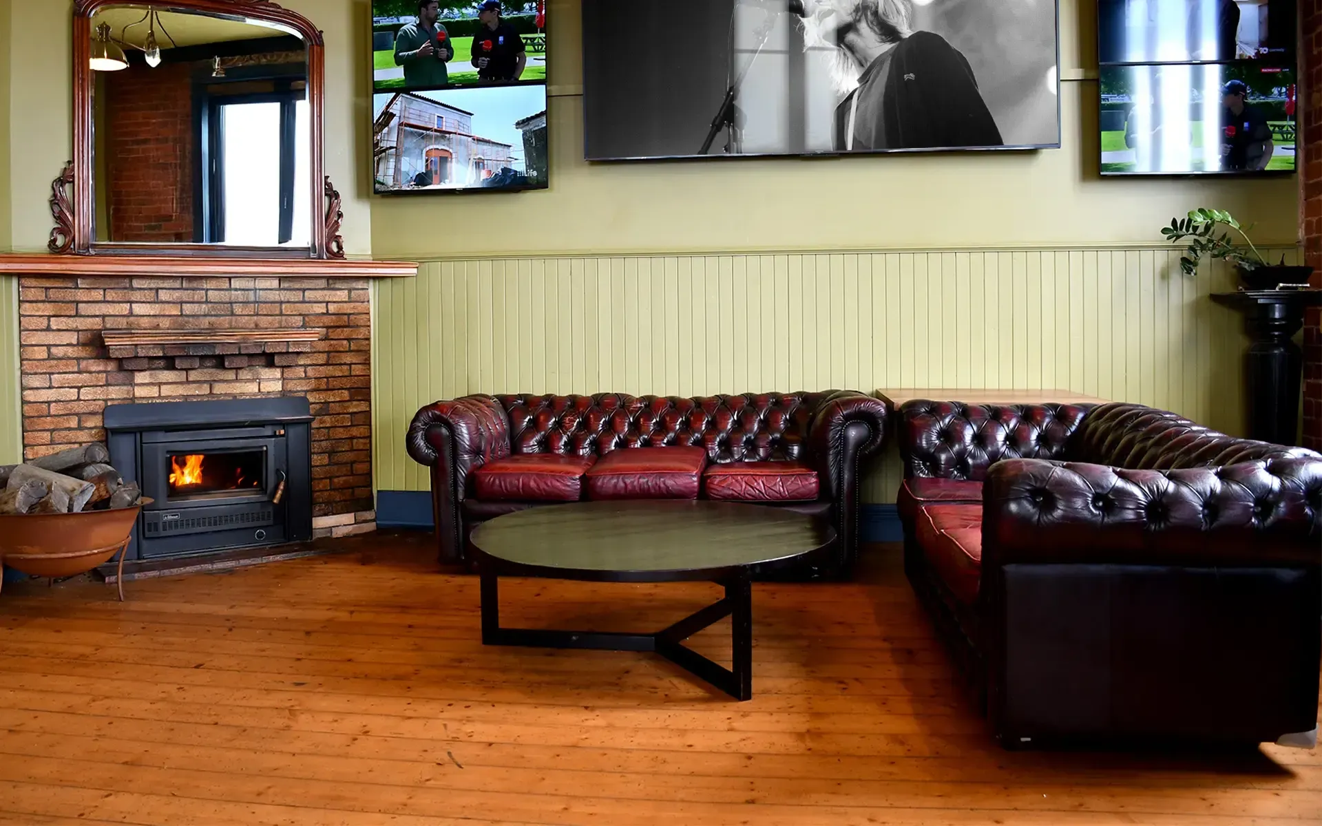 Main Room at the Market Hotel Ballarat