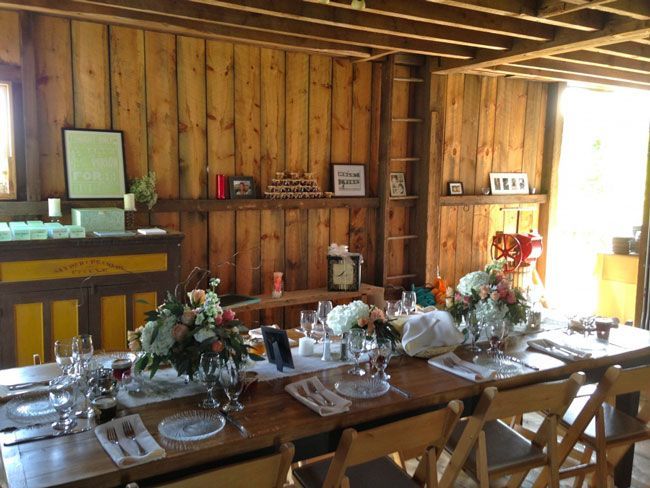 rustic table setup