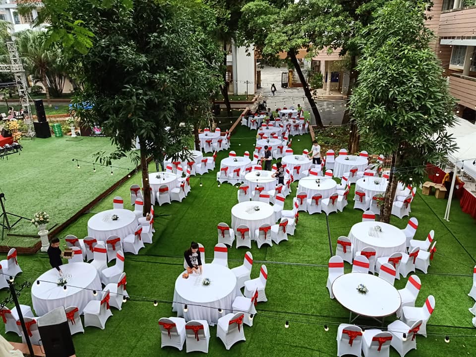 cho thuê bàn ghế tại hà nội