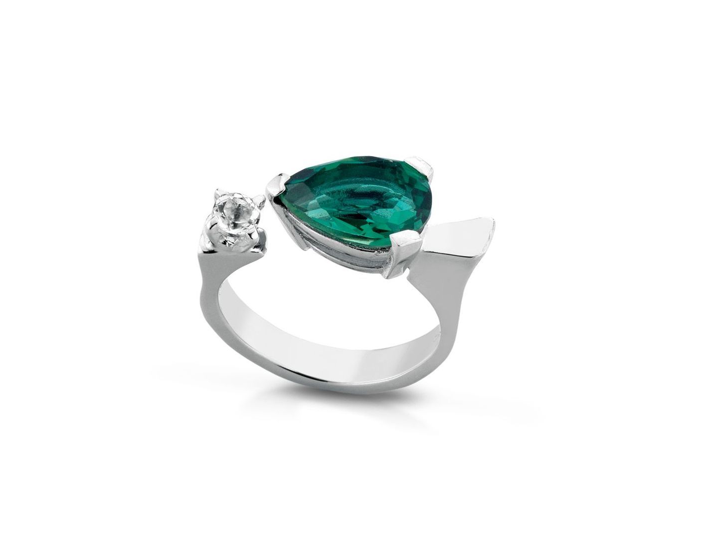 Anello in argento, topazio bianco
e pietra di sintesi
auto regolabile